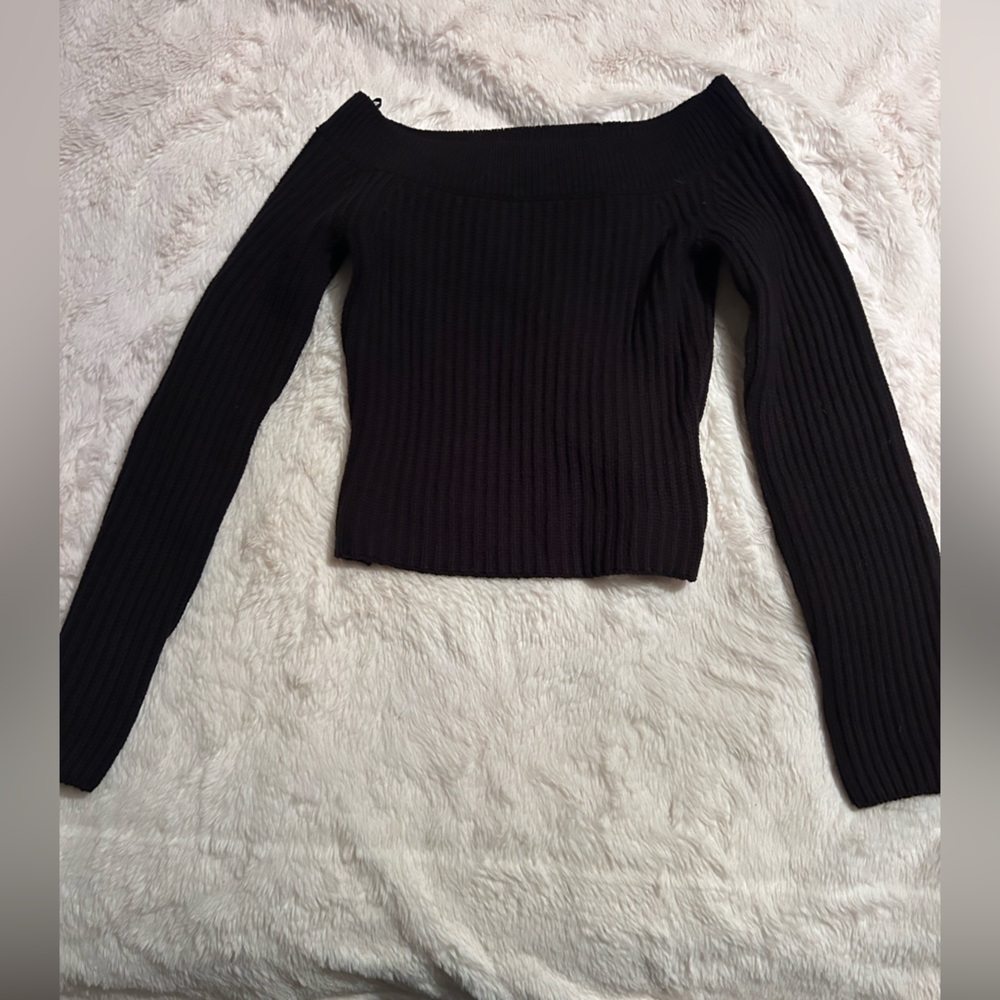 H & M off the shoulder sweater
